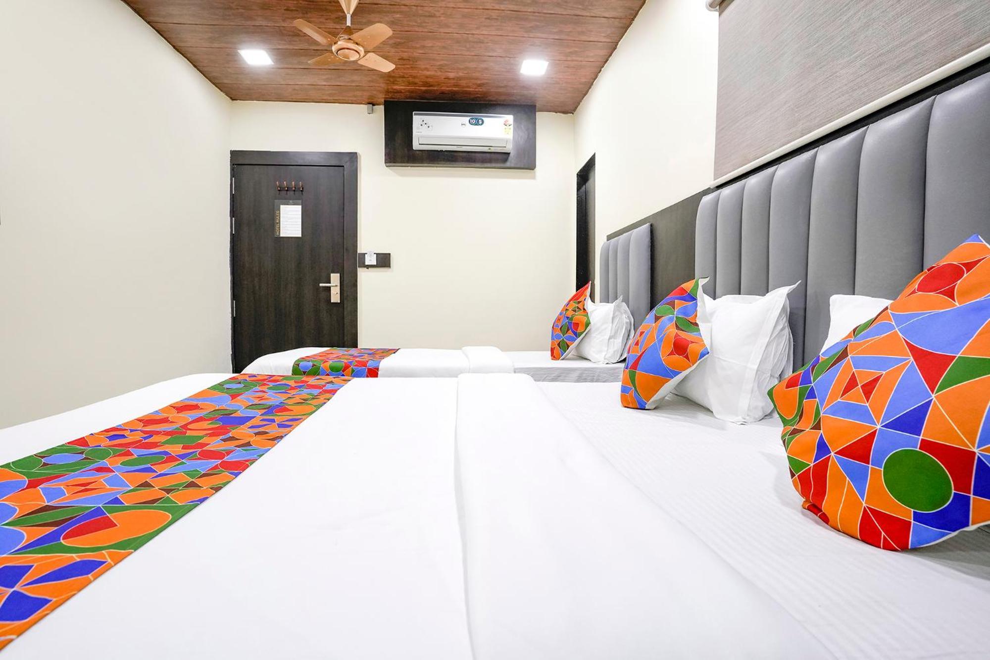 Fabexpress Gulshan Grand - Nr Gateway Of India Mumbai Exterior foto